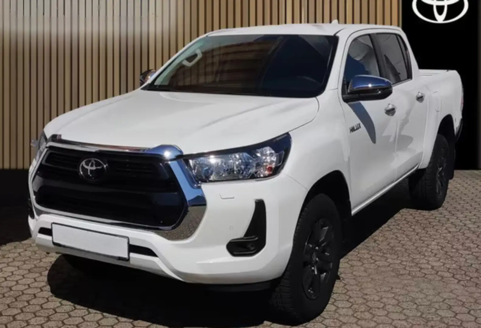 Toyota Hilux TOYOTA Industrial  Automático de 5 Puertas Weiß - 1
