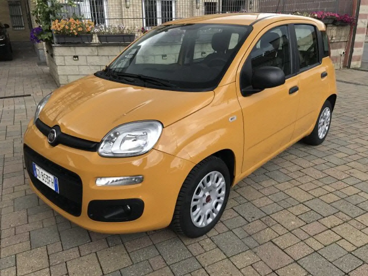 Fiat Panda 1.0 FIRE FLY S&S HYBRID Naranja - 1