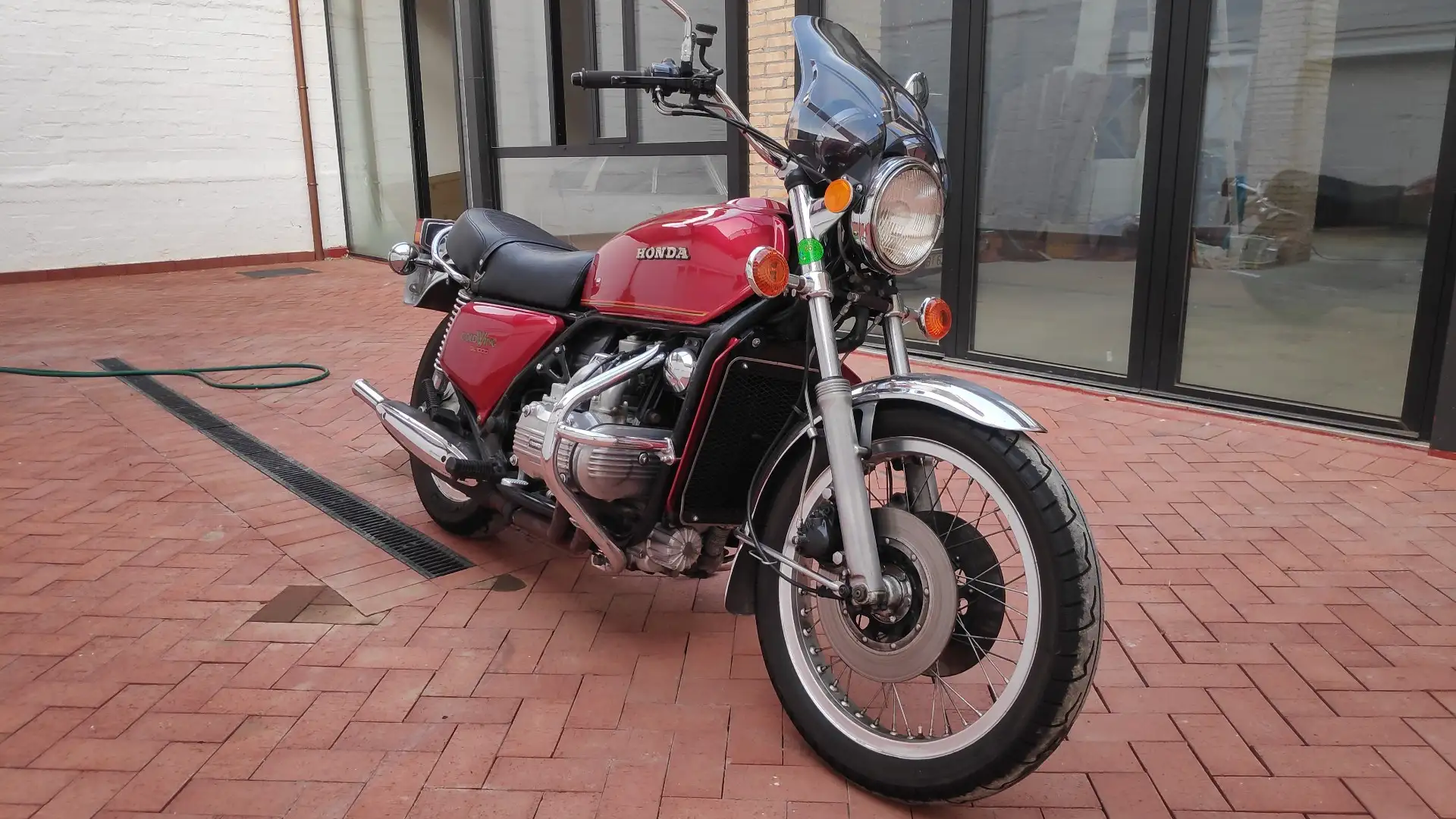 Honda GL 1000 Roşu - 1