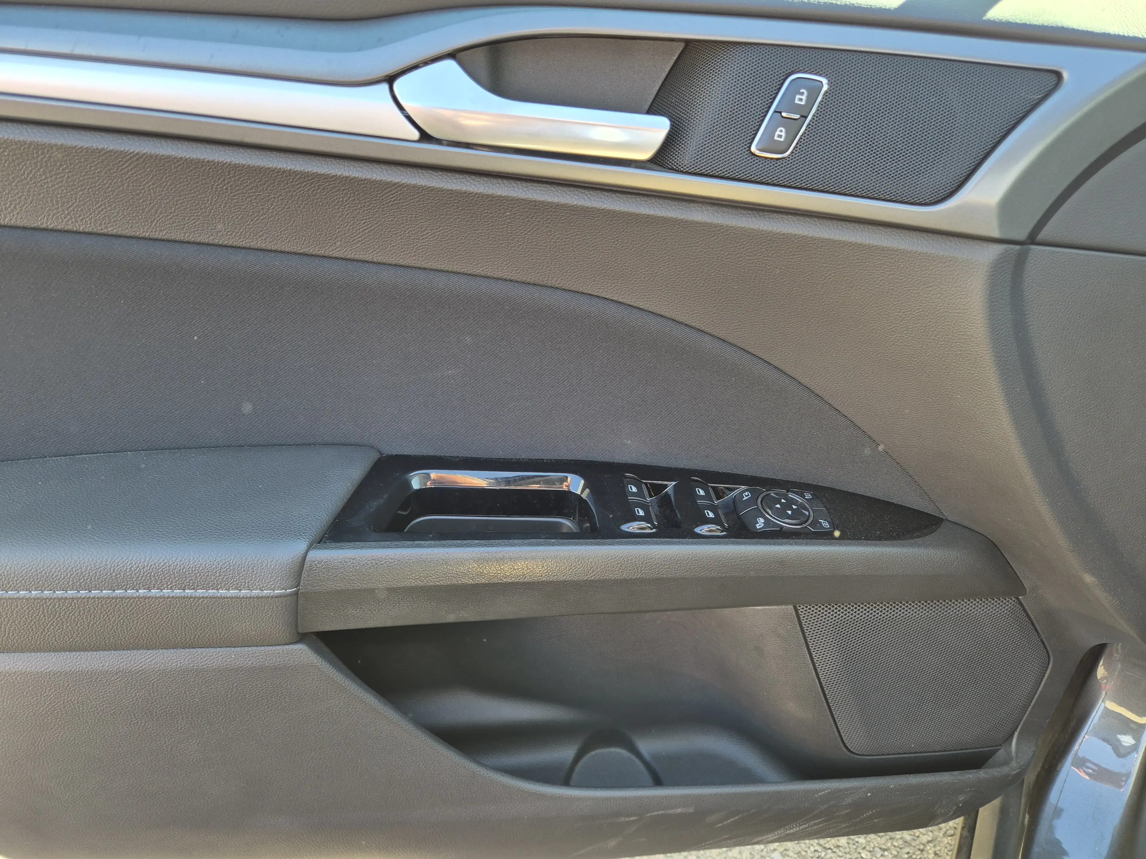 Ford Mondeo @SERVICARS DIRECT RUMST - Ford Mondeo Clipper 1.5 EcoBoost Titanium- Garantie 12 mois — photo 7
