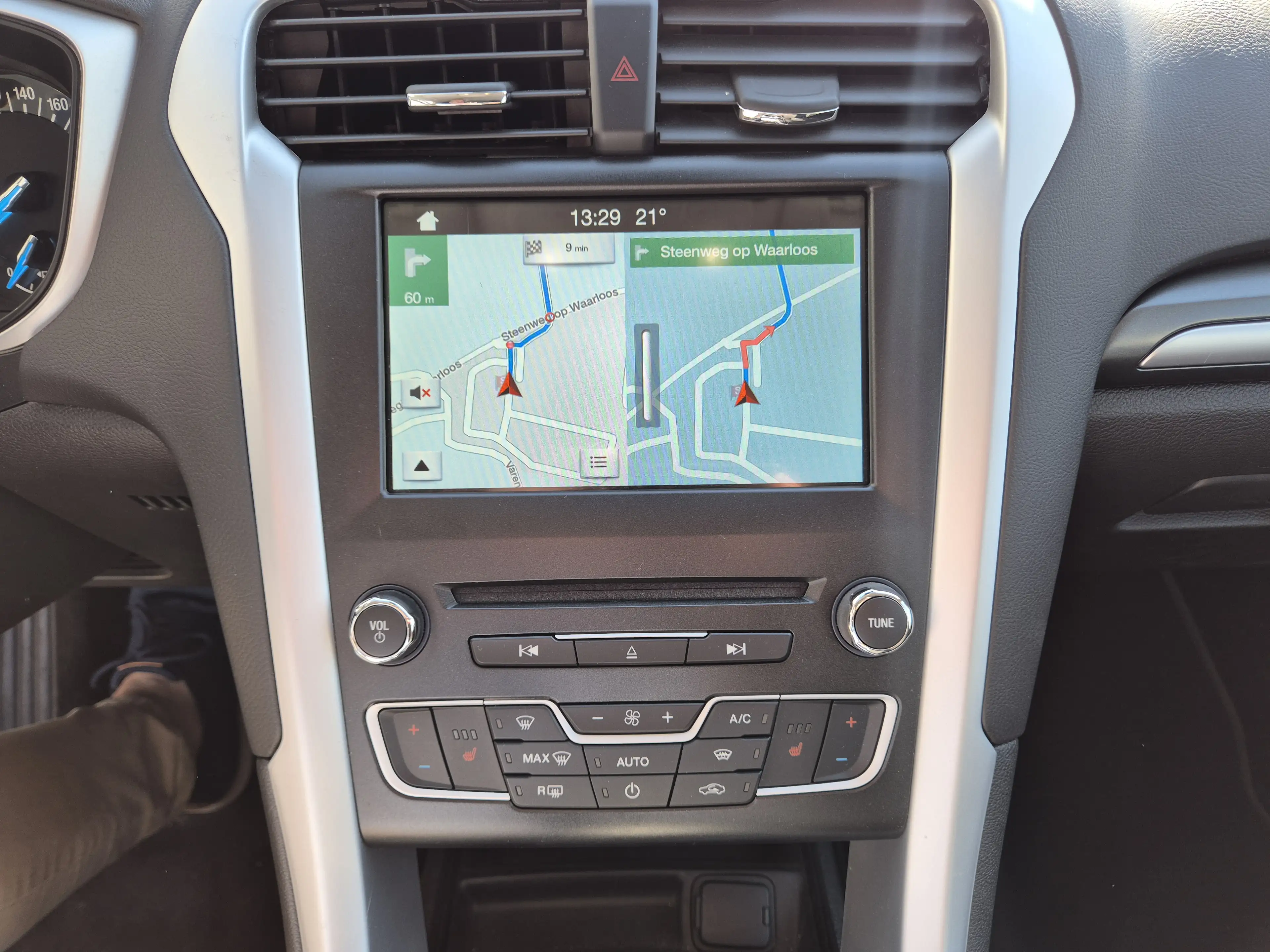 Ford Mondeo @SERVICARS DIRECT RUMST - Ford Mondeo Clipper 1.5 EcoBoost Titanium- Garantie 12 mois — photo 14