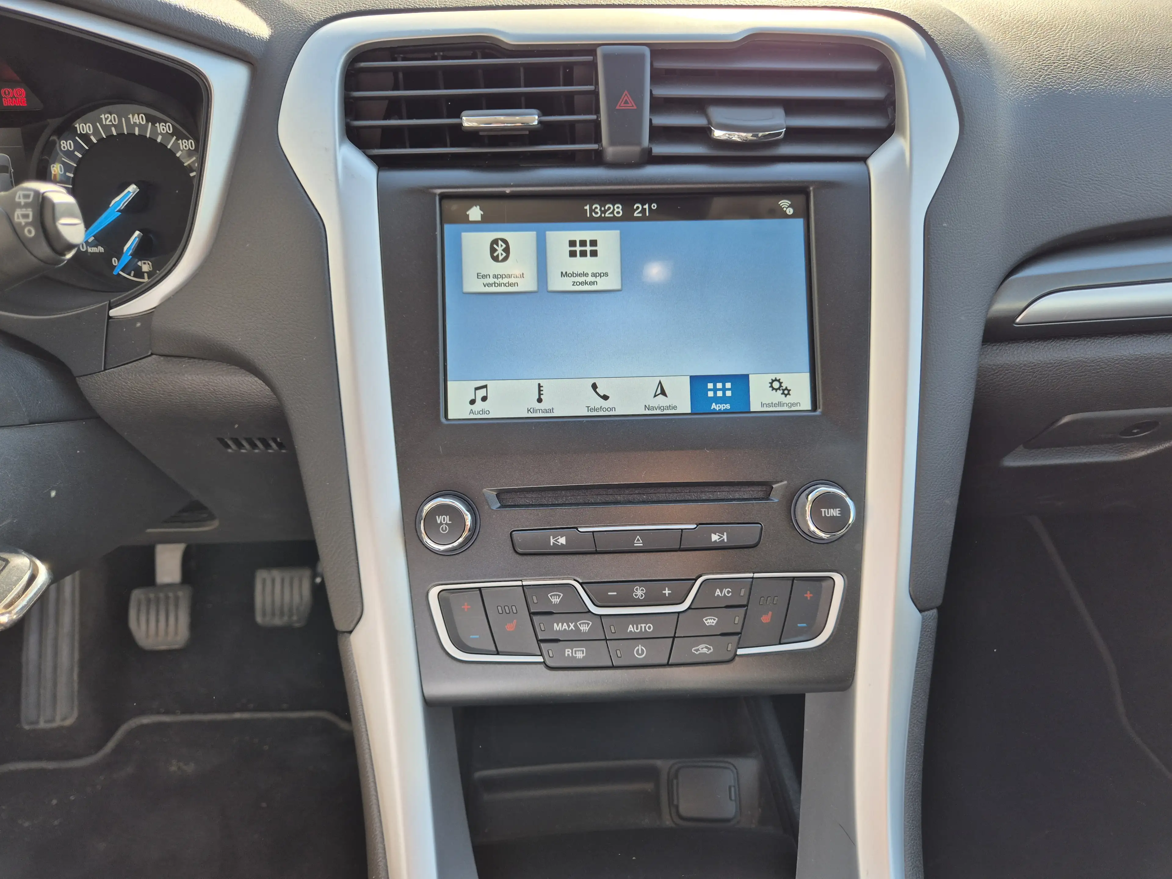 Ford Mondeo @SERVICARS DIRECT RUMST - Ford Mondeo Clipper 1.5 EcoBoost Titanium- Garantie 12 mois — photo 8