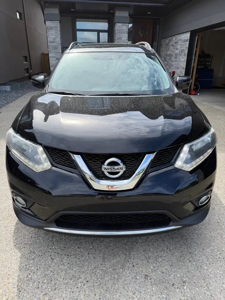 Nissan Rogue снимка Nissan Rogue