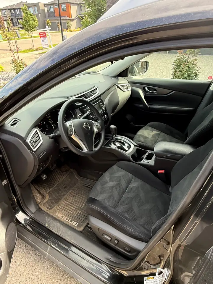 Nissan Rogue снимка Nissan Rogue