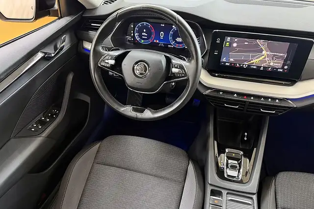 Skoda Octavia view 2