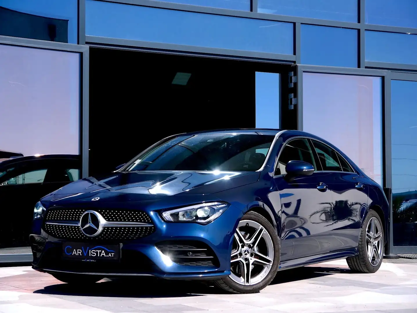 Mercedes-Benz CLA 220 d AMG Line Aut. *LED & Rückfahrkamera* Blau - 2