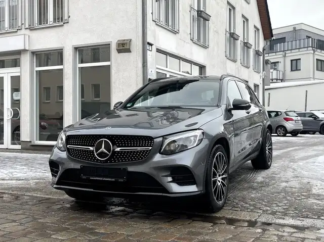 Mercedes-Benz GLC 43 AMG 360° Kamera