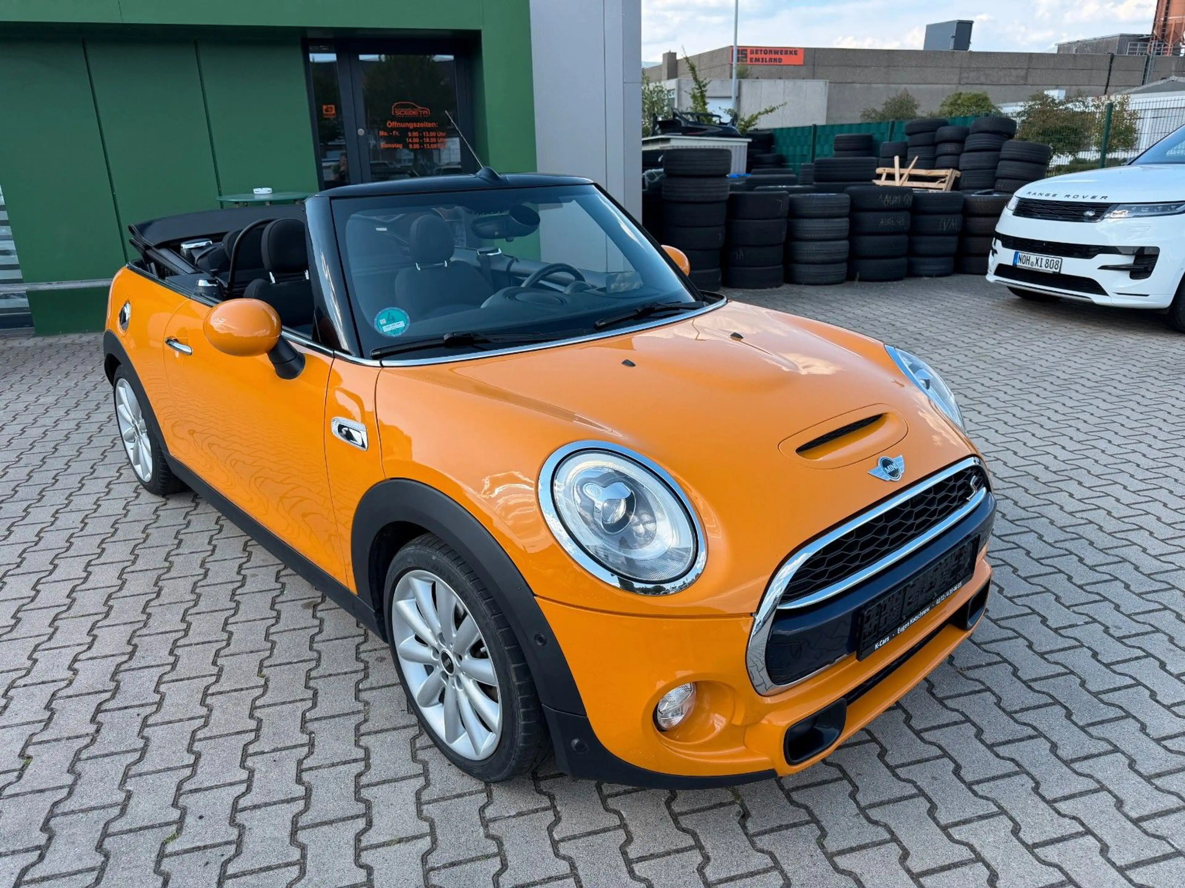 MINI Cooper SD COOPER SD Cabrio Aut.*HeadUp*LED*Kamera*JCW