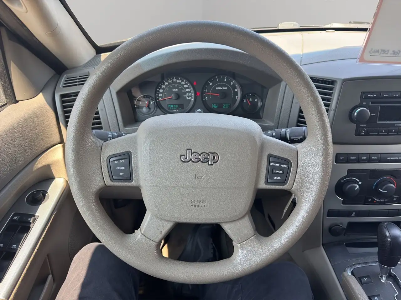Jeep Grand Cherokee снимка Jeep Grand Cherokee