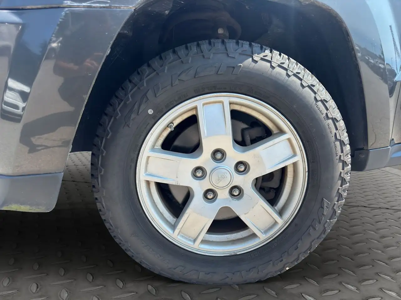 Jeep Grand Cherokee снимка Jeep Grand Cherokee