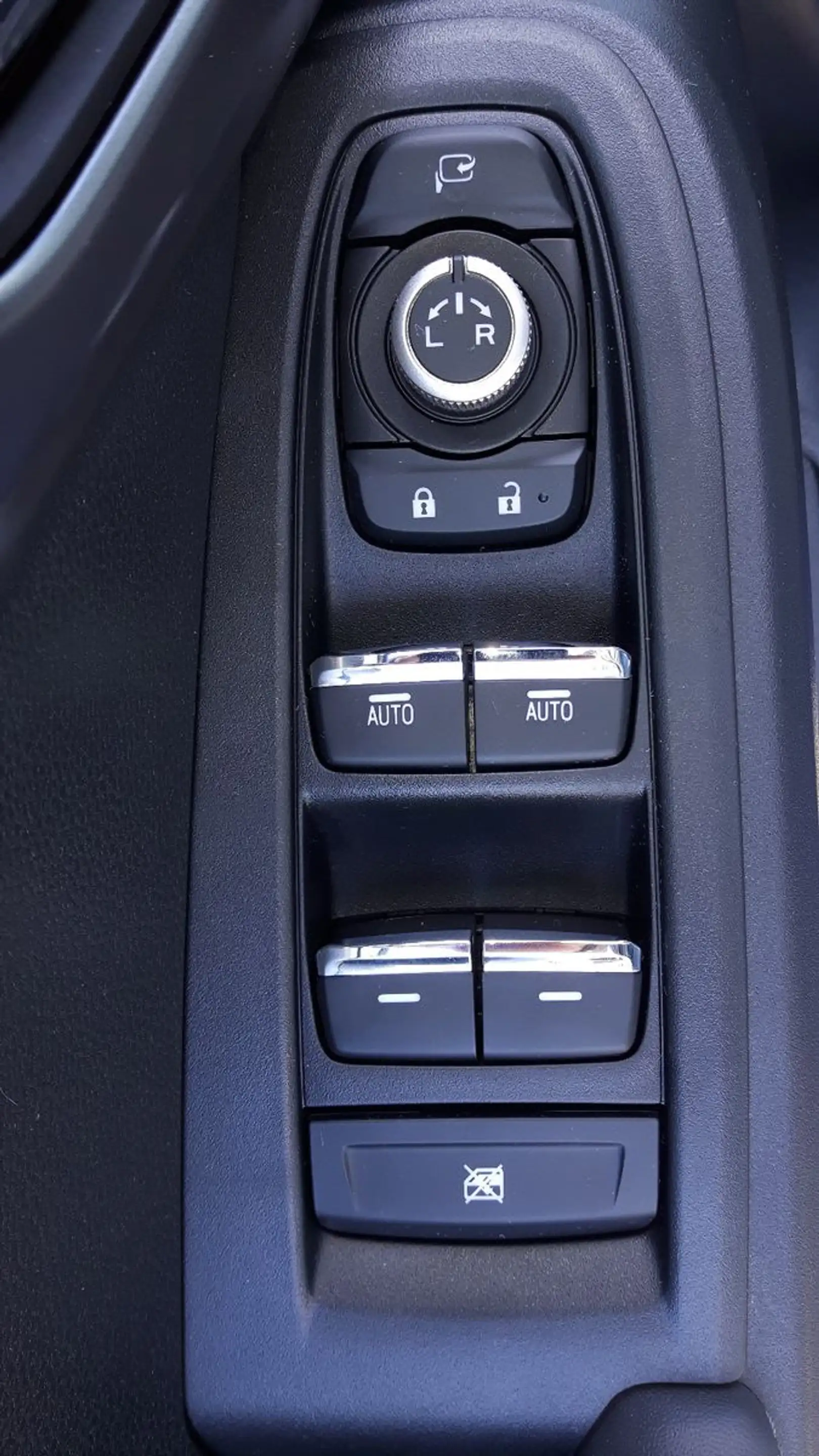 Subaru Impreza 2,0ie e-Boxer Platinum Lineartr. MJ 25 — photo 7