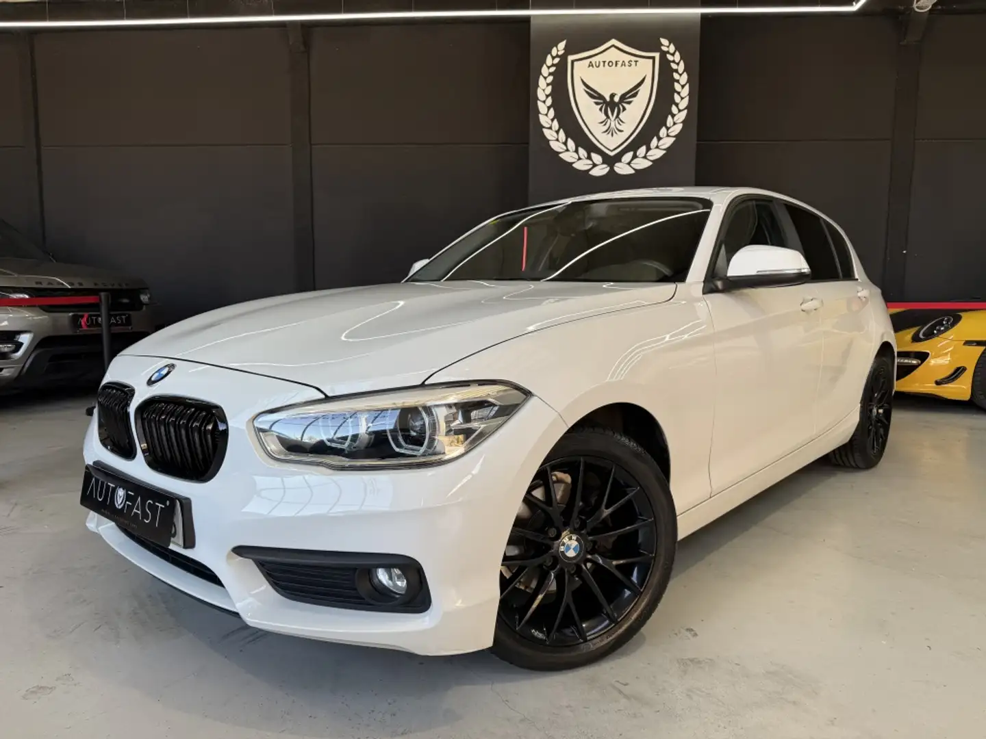 BMW 116 116d Blanc - 1