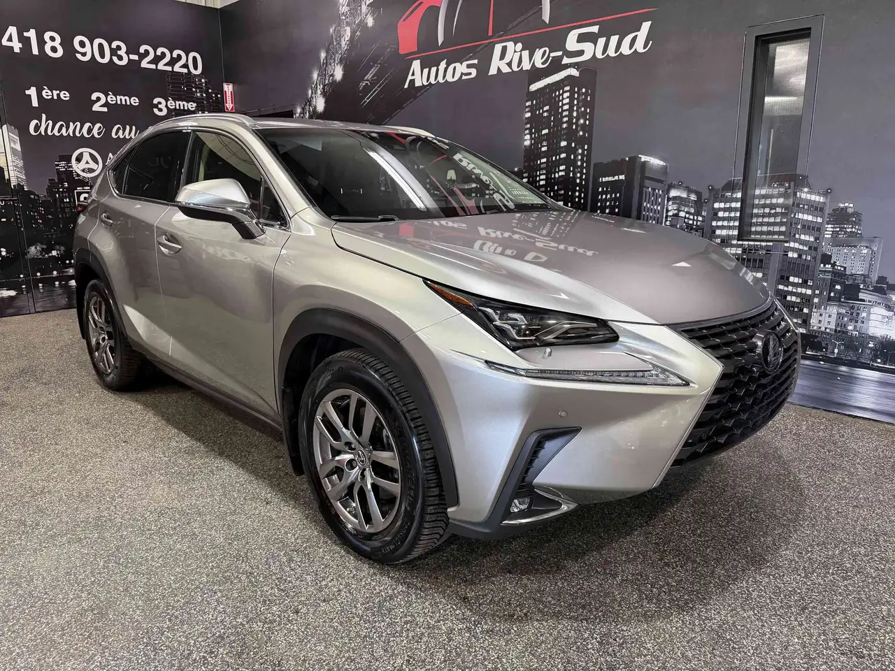 Lexus NX снимка Lexus NX