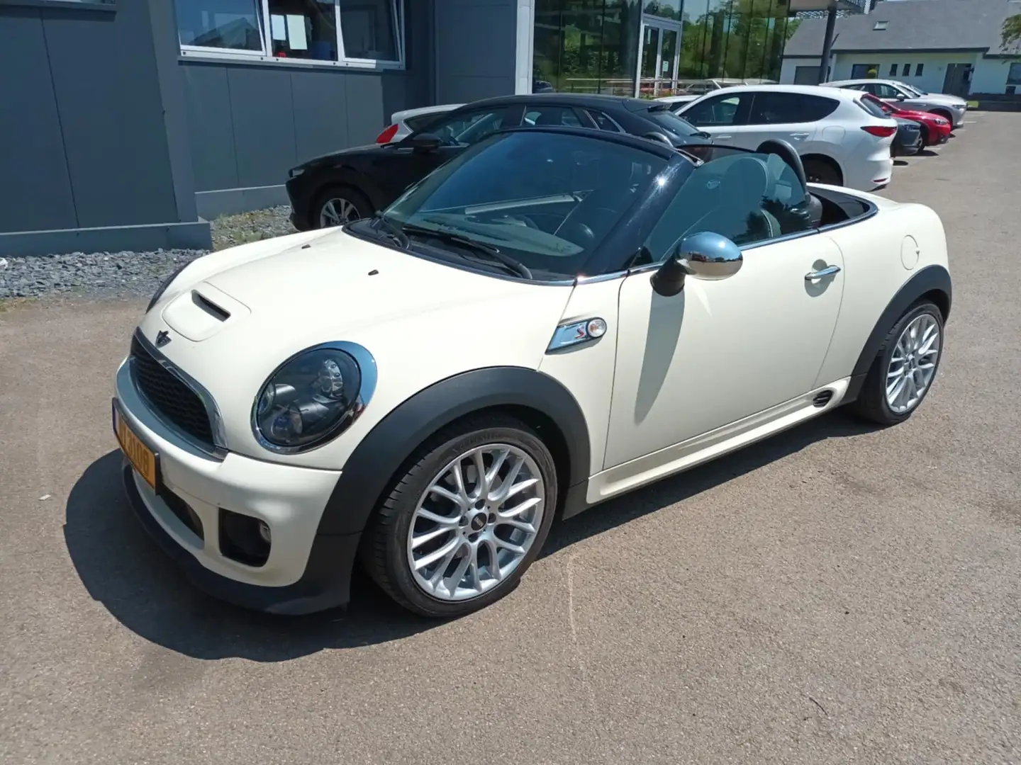 MINI Cooper S Roadster 1.6 Wit - 1