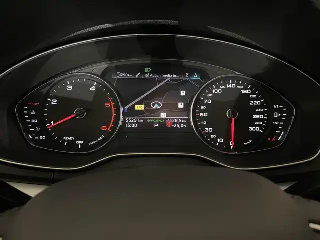 Audi Q5 view 2