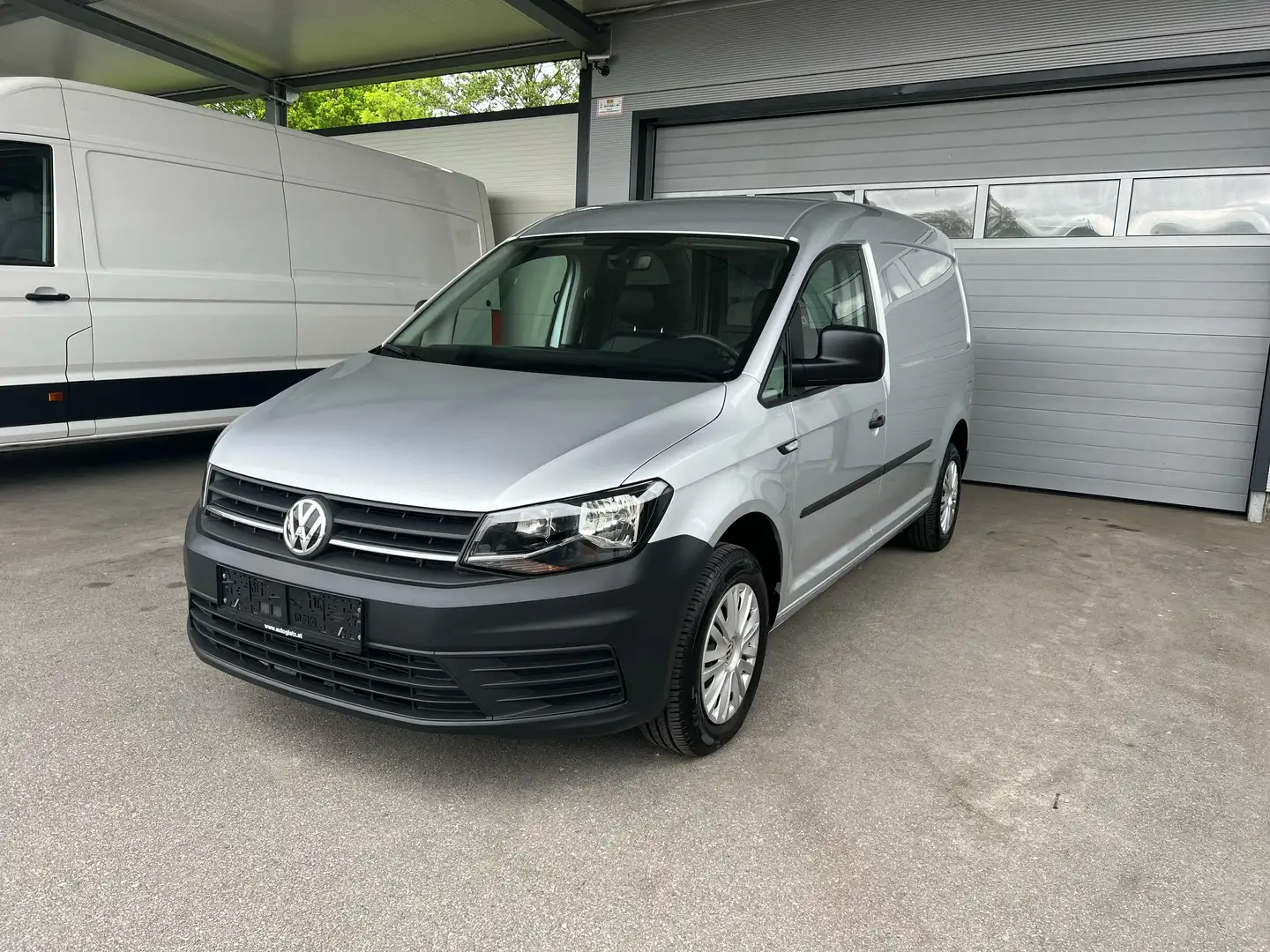 Volkswagen Caddy Caddy Maxi Kastenwagen 2,0 TDI NAVI/KLIMA/LEDER Silber - 2