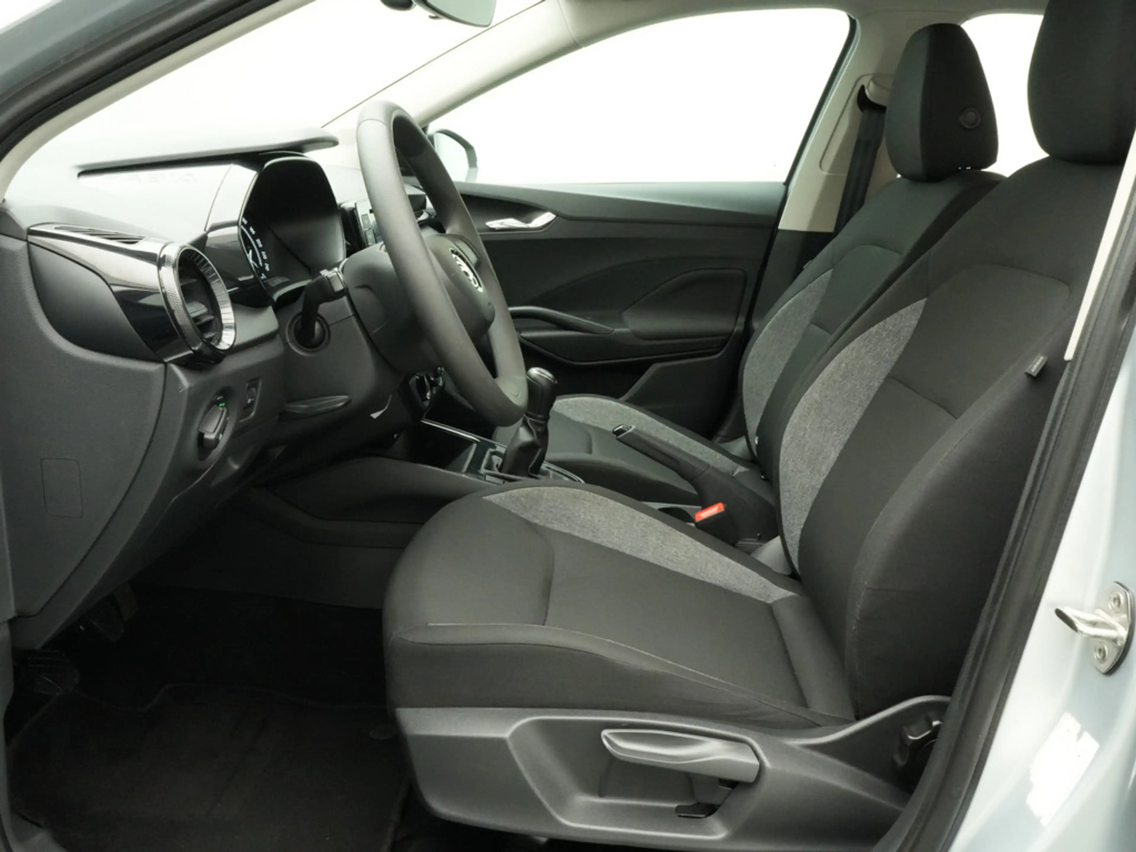 Skoda Fabia Active CARPLAY LED PDC KLIMA — photo 12
