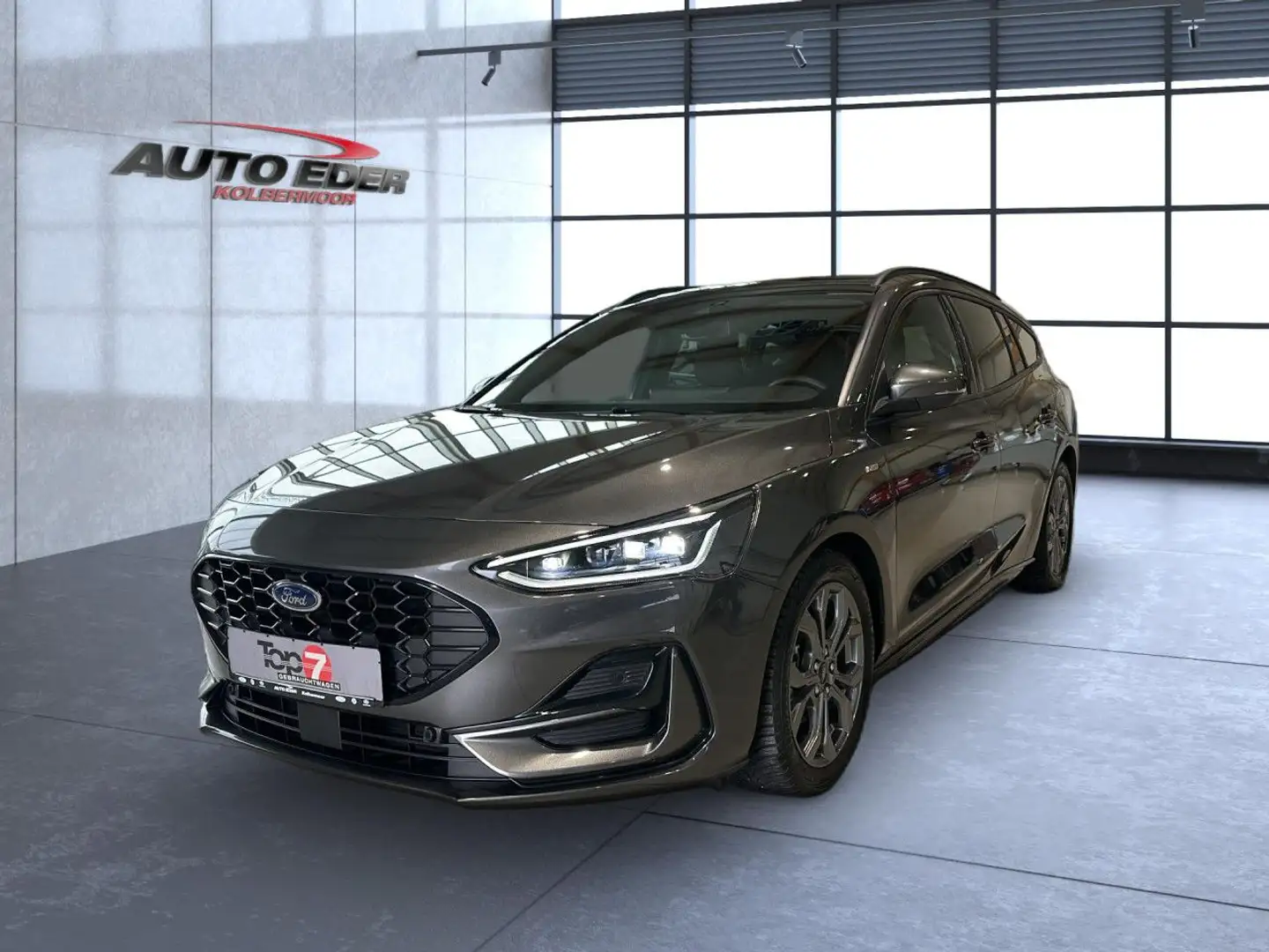 Ford Focus ST-Line Sportpaket Bluetooth Navi LED Klima Grau - 2