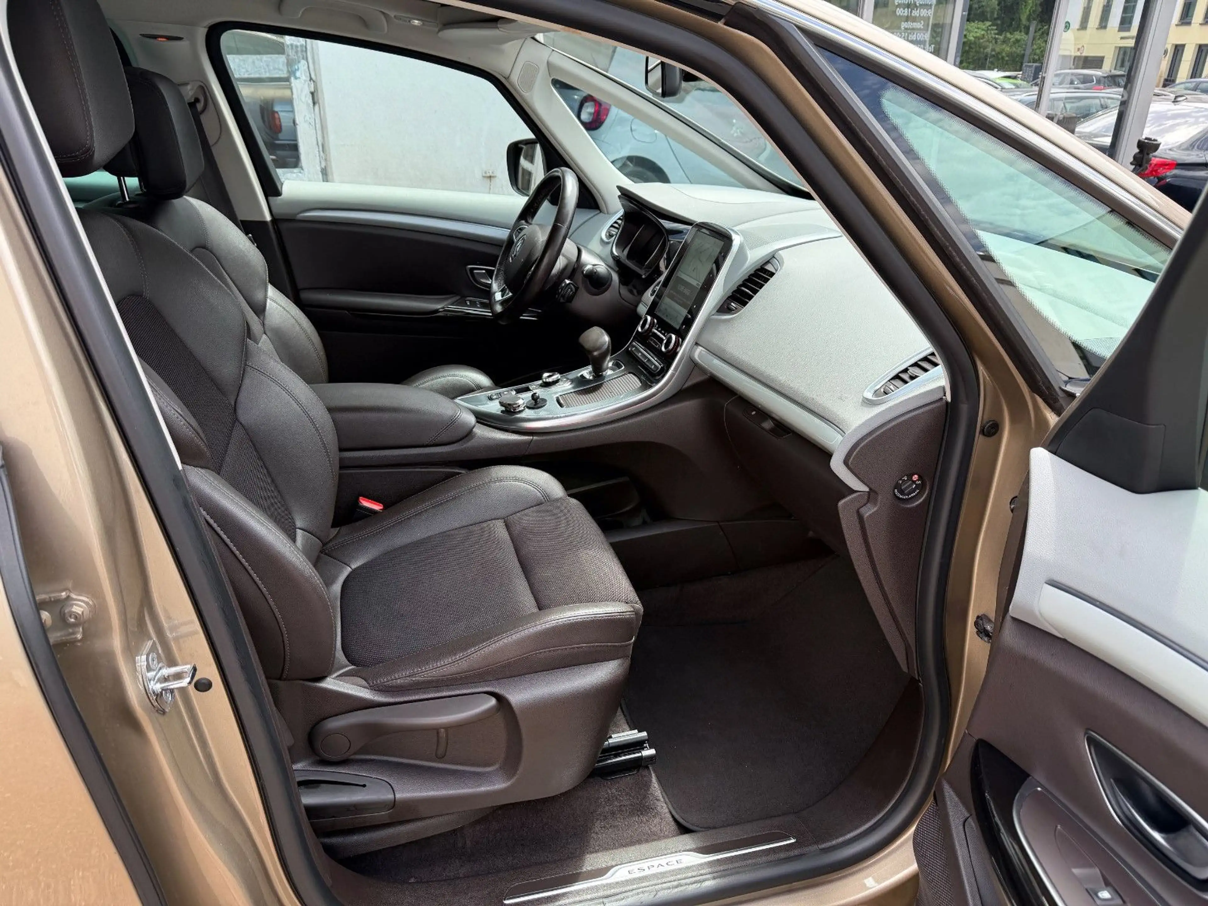 Renault Espace V Intens Aut. Panorama 7.Sitzer LED KeyGo — photo 12