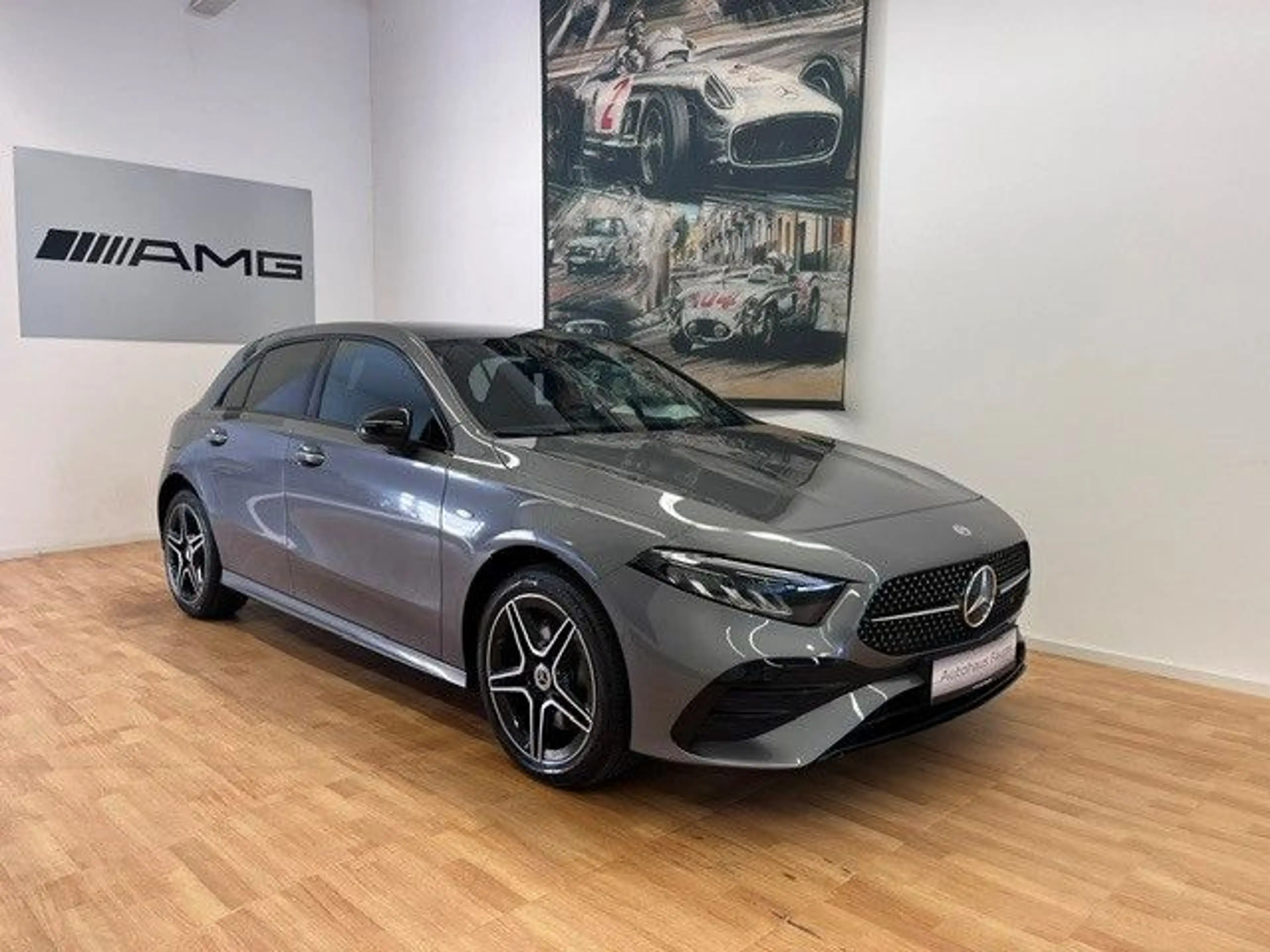Mercedes-Benz A 250 e AMG-Line Panorama Distronic Keyless Go