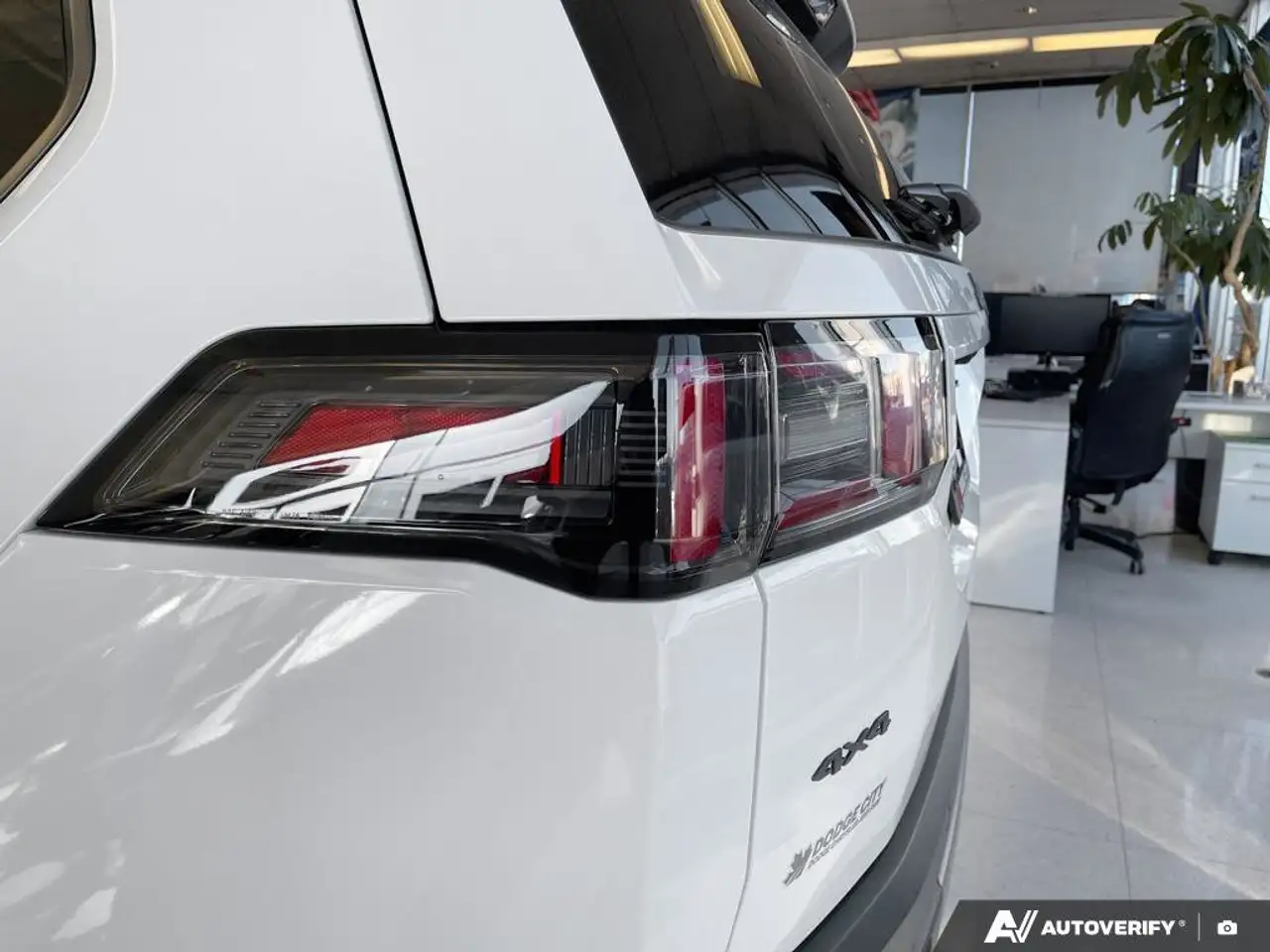 Jeep Cherokee снимка Jeep Cherokee