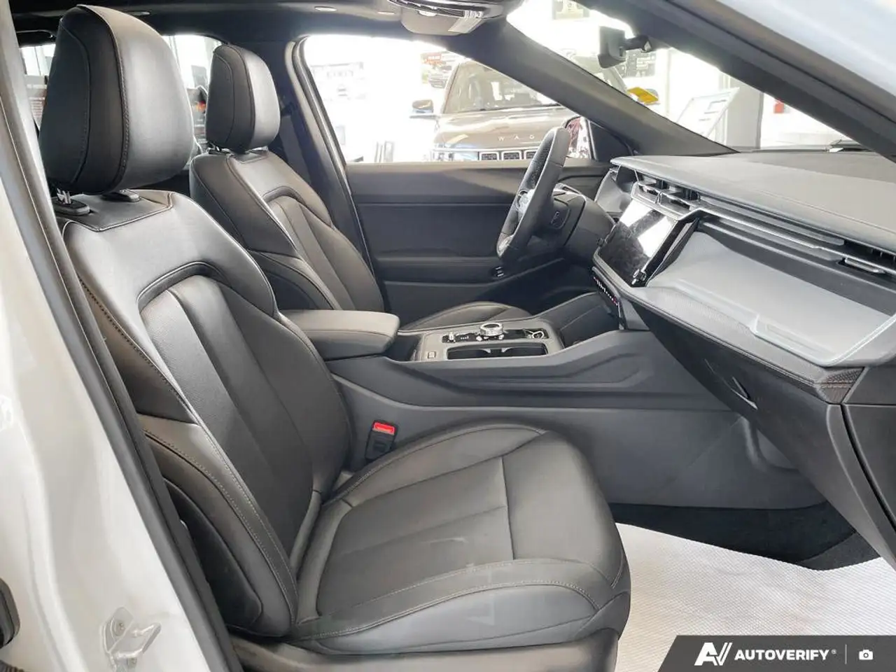 Jeep Cherokee снимка Jeep Cherokee