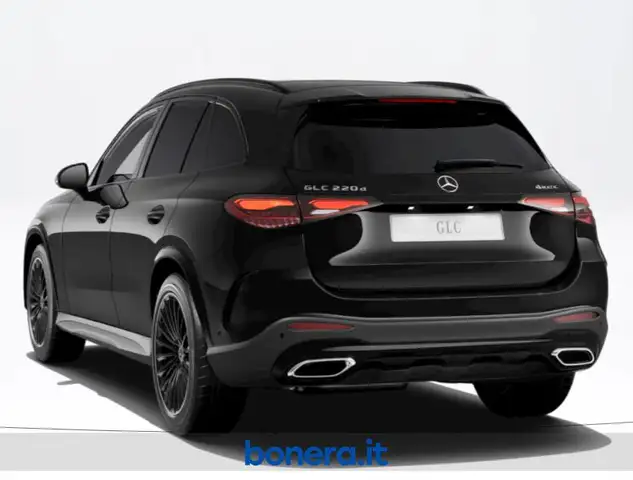 Mercedes-Benz GLC view 4