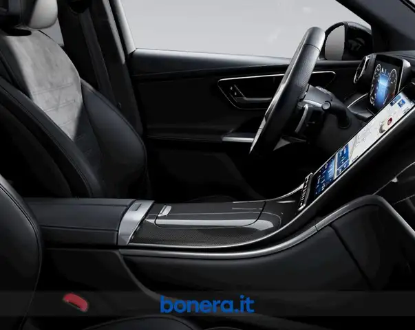 Mercedes-Benz GLC view 7