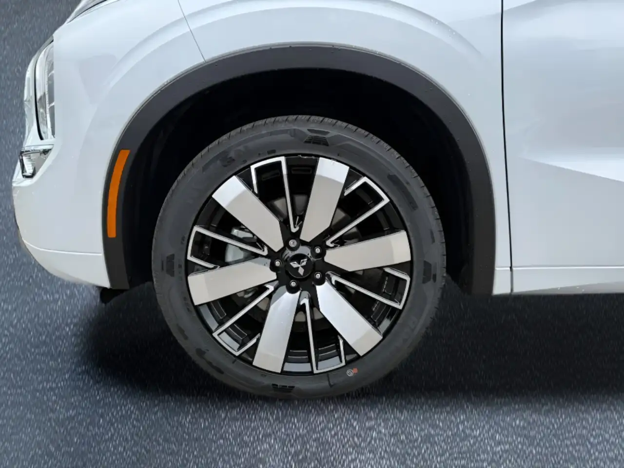 Mitsubishi Outlander снимка Mitsubishi Outlander