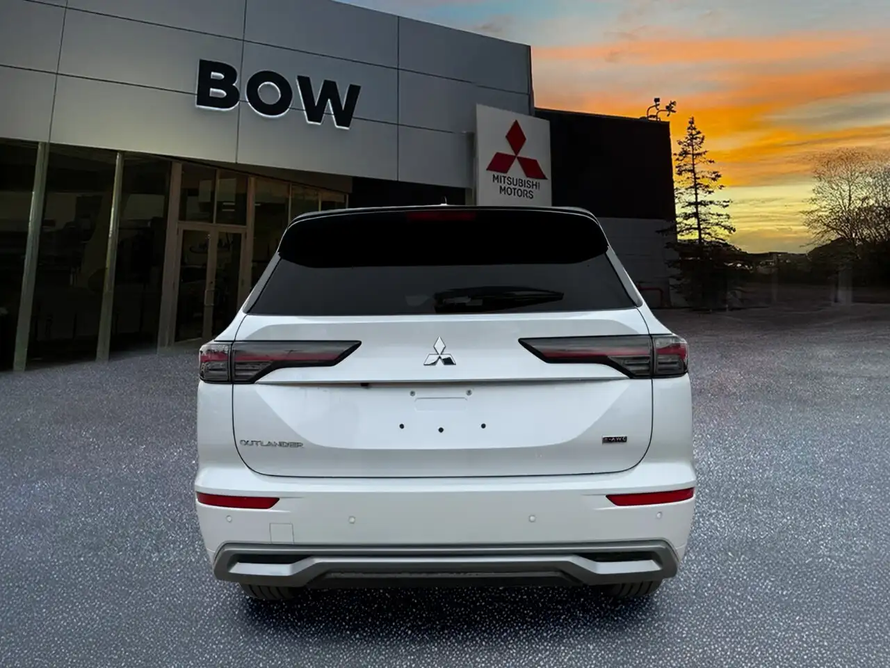Mitsubishi Outlander снимка Mitsubishi Outlander