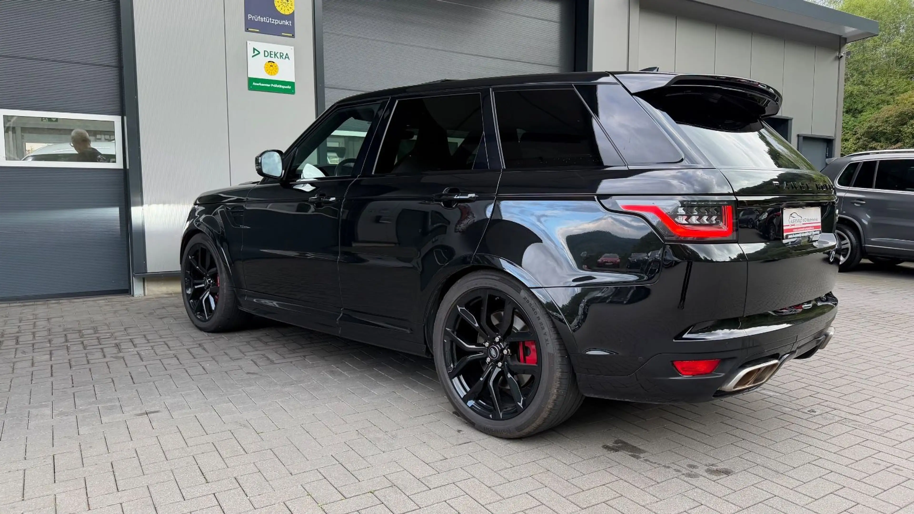 Land Rover Range Rover Sport SVR *Schalen *Luft *Pano *AHK — photo 8