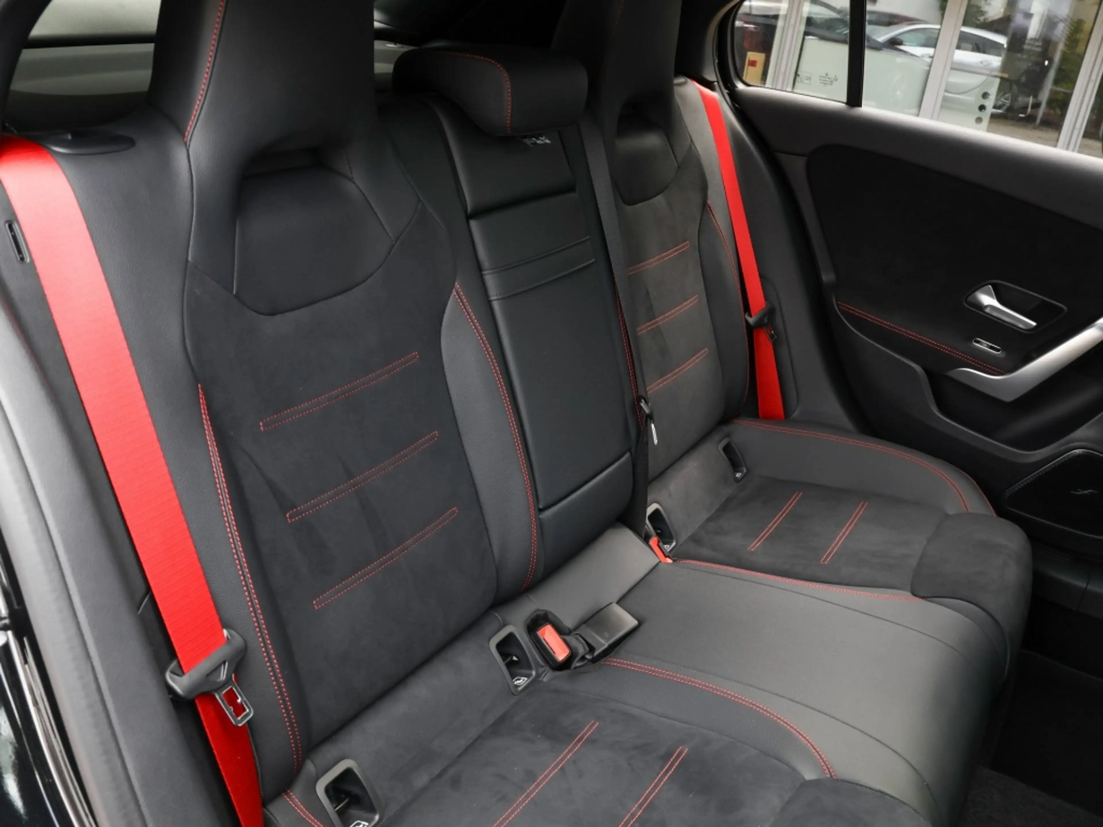 Mercedes-Benz A 35 AMG AMG A 35 4MATIC AMG-Sport+Aero+Burm+Pano+MLB+360 — photo 7