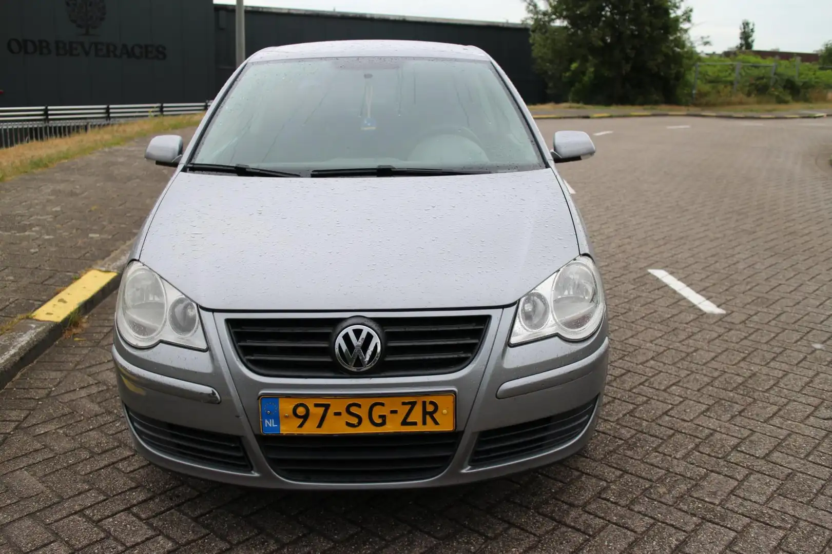 Volkswagen Polo 1.4-16V Trendline Grey - 2