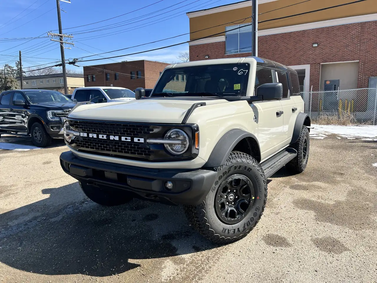 Ford Bronco снимка Ford Bronco
