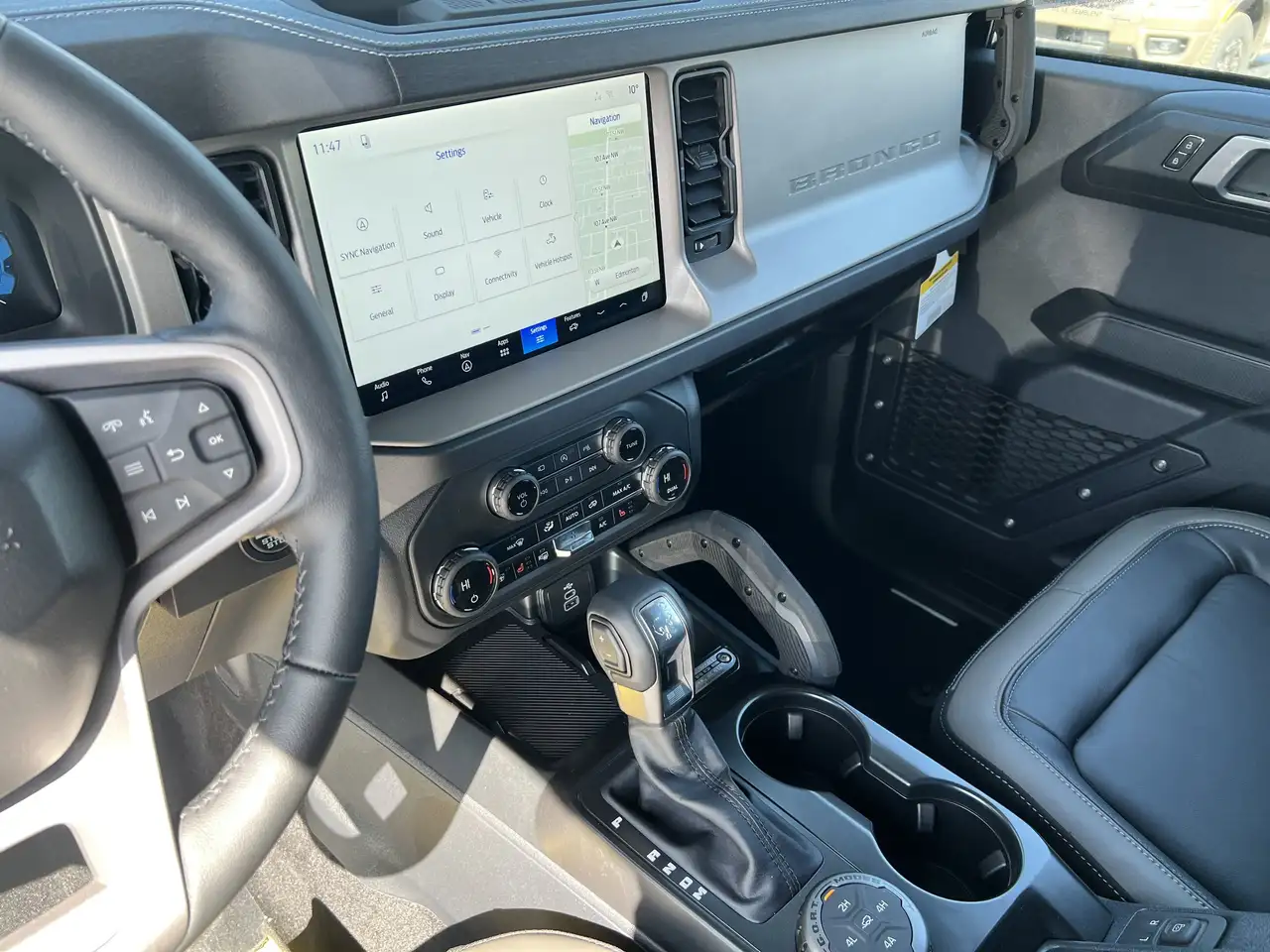 Ford Bronco снимка Ford Bronco