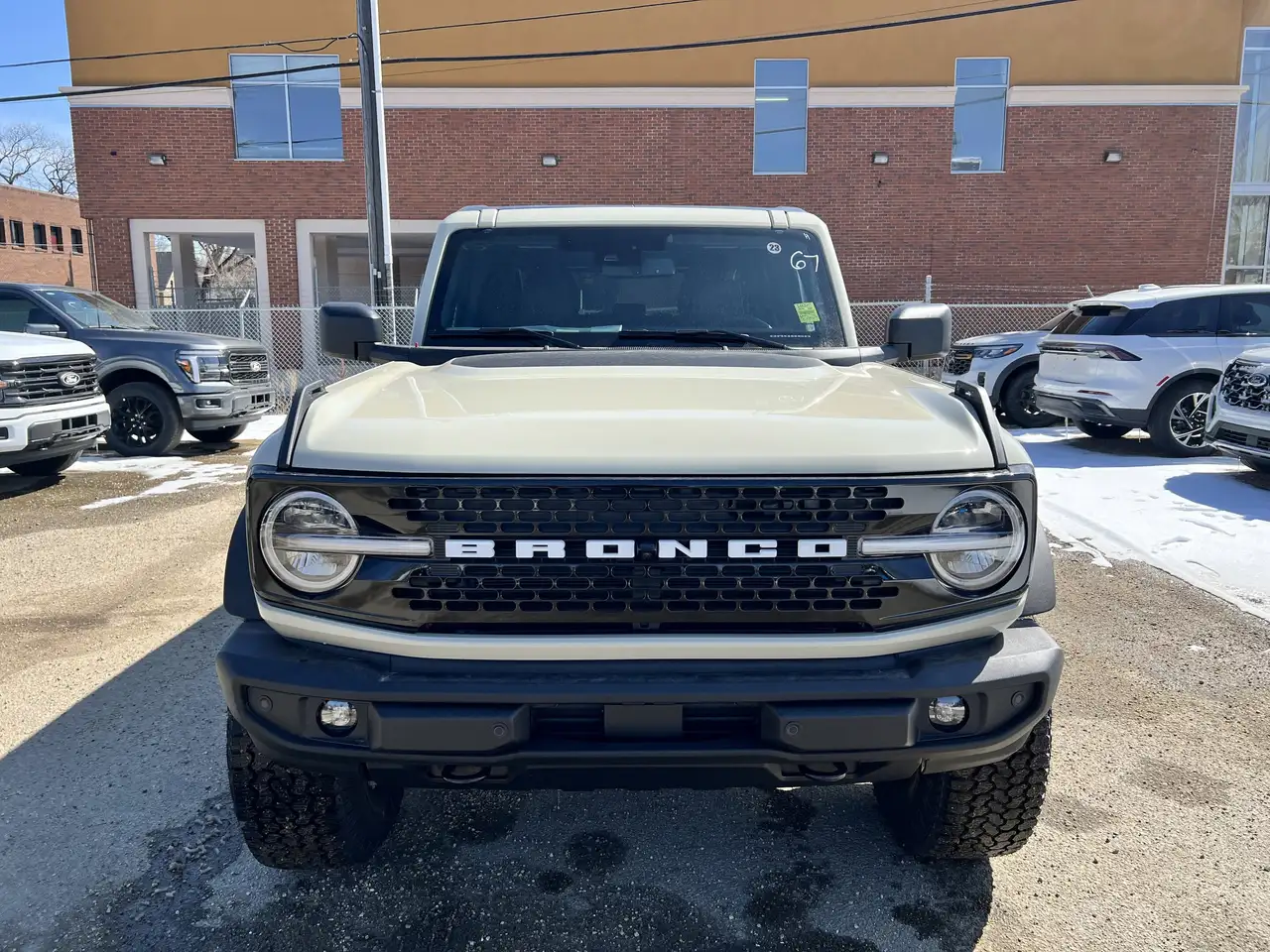 Ford Bronco снимка Ford Bronco