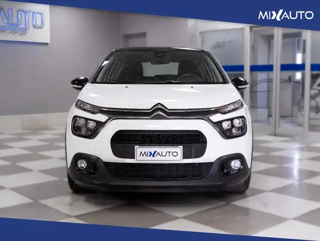 Citroen C3 view 2