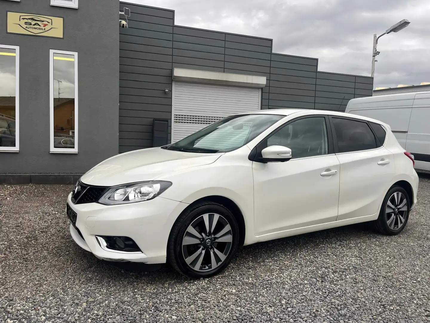 Nissan Pulsar Tekna*2.HD*Volleder*360Kamera*TüvNeu*Navi Weiß - 2