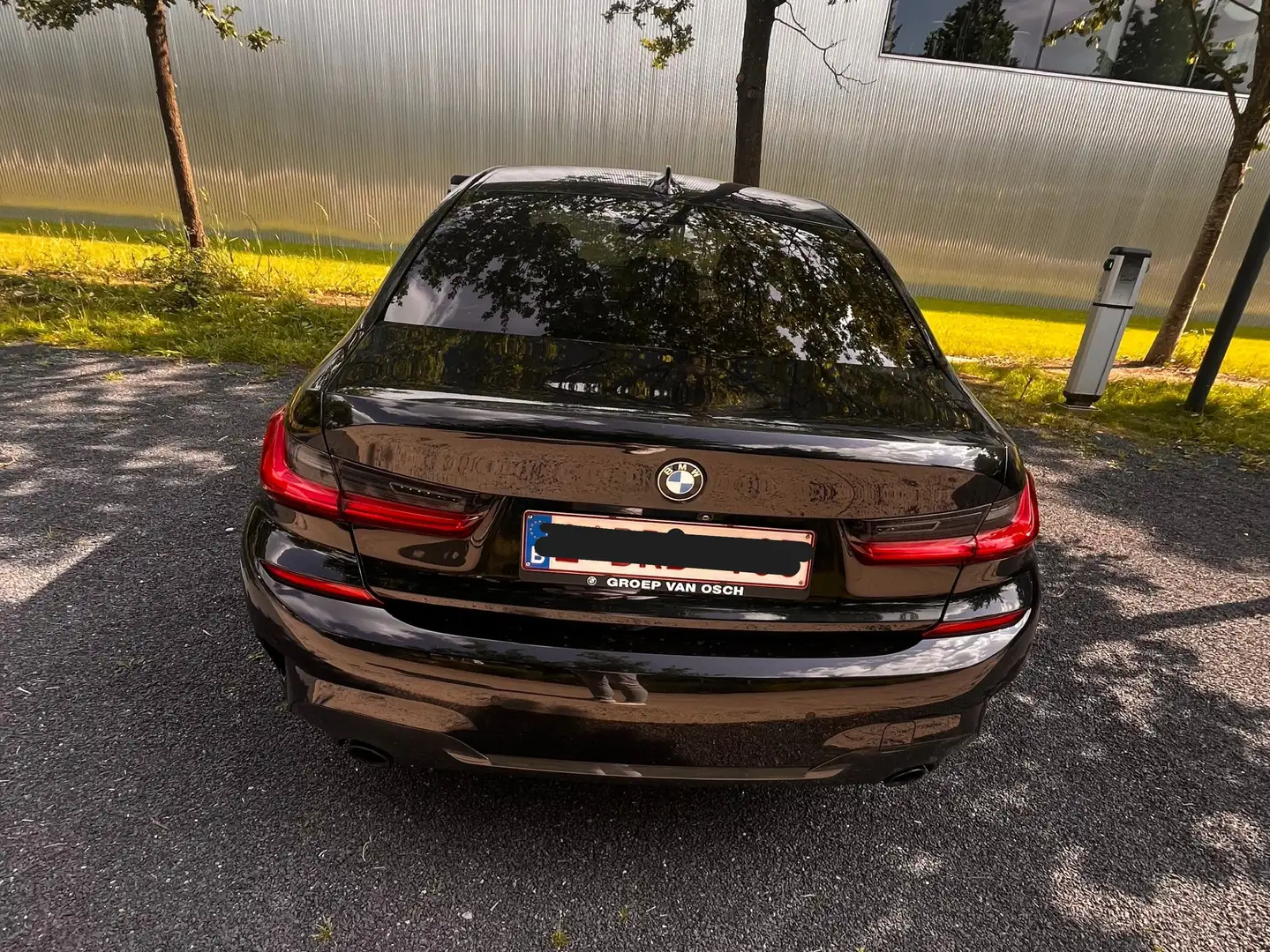 BMW 330 330e M sportpakket Zwart - 2