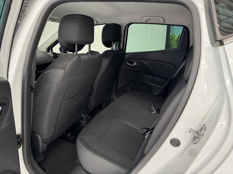 Renault Clio 0.9 TCe Limited | Apple CarPlay / Android Auto | N — photo 8