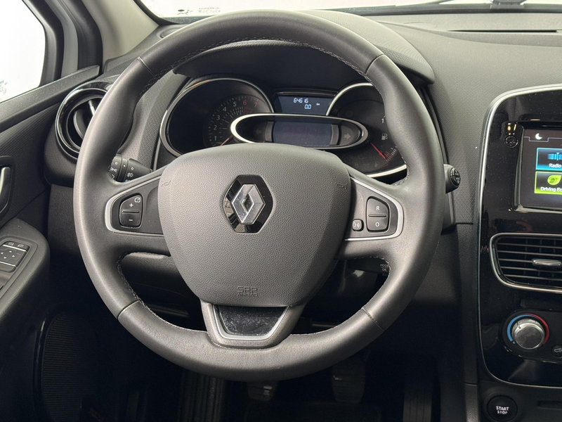 Renault Clio 0.9 TCe Limited | Apple CarPlay / Android Auto | N — photo 16