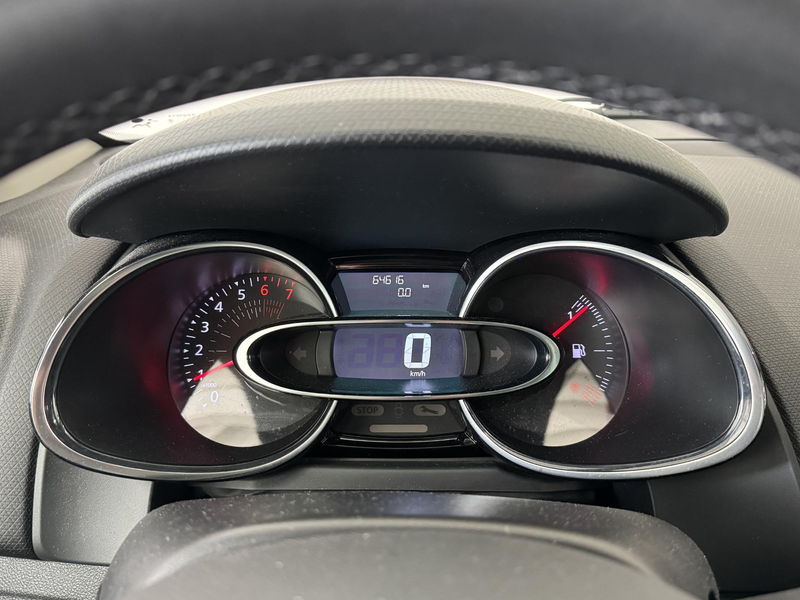 Renault Clio 0.9 TCe Limited | Apple CarPlay / Android Auto | N — photo 4