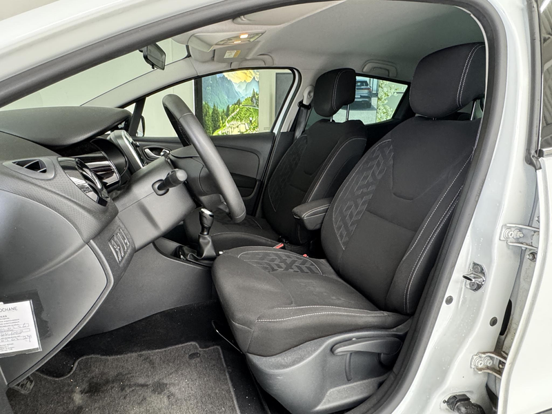 Renault Clio 0.9 TCe Limited | Apple CarPlay / Android Auto | N — photo 7