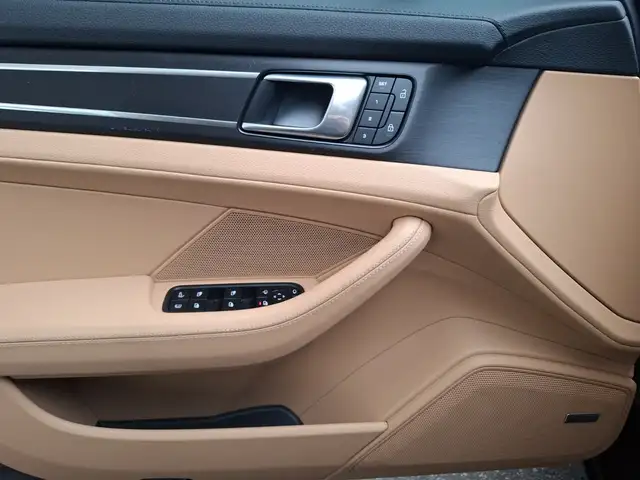 Porsche Panamera 4 E-Hybrid Head-Up DAB RFK Ansicht 12