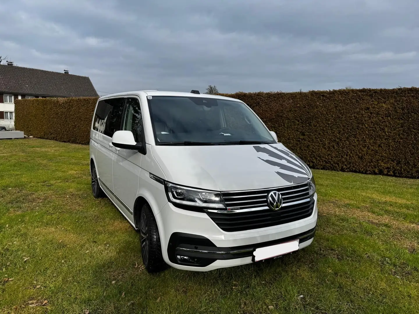 Volkswagen T6.1 Multivan Highline Weiß - 2