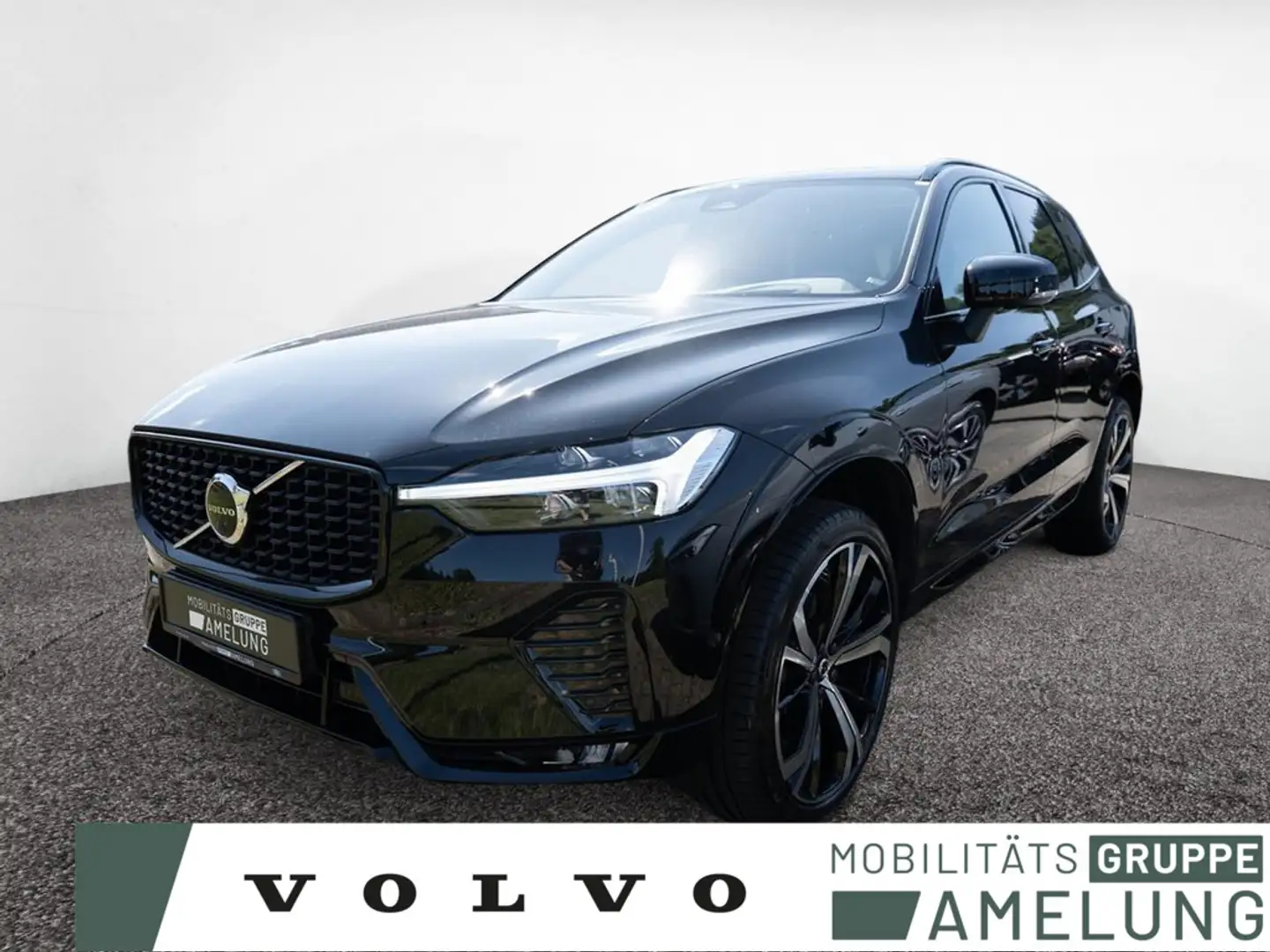 Volvo XC60 B5 AWD R-Design aus 1.Hand LED PANO 360° Schwarz - 1