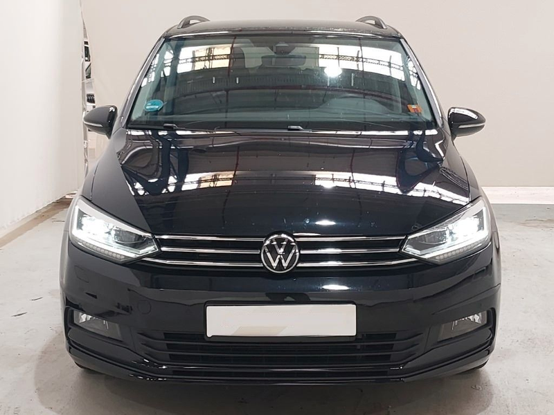 Volkswagen Touran Comfortline AHK ACC STHZ RFK DYN QI EzOp. — photo 4