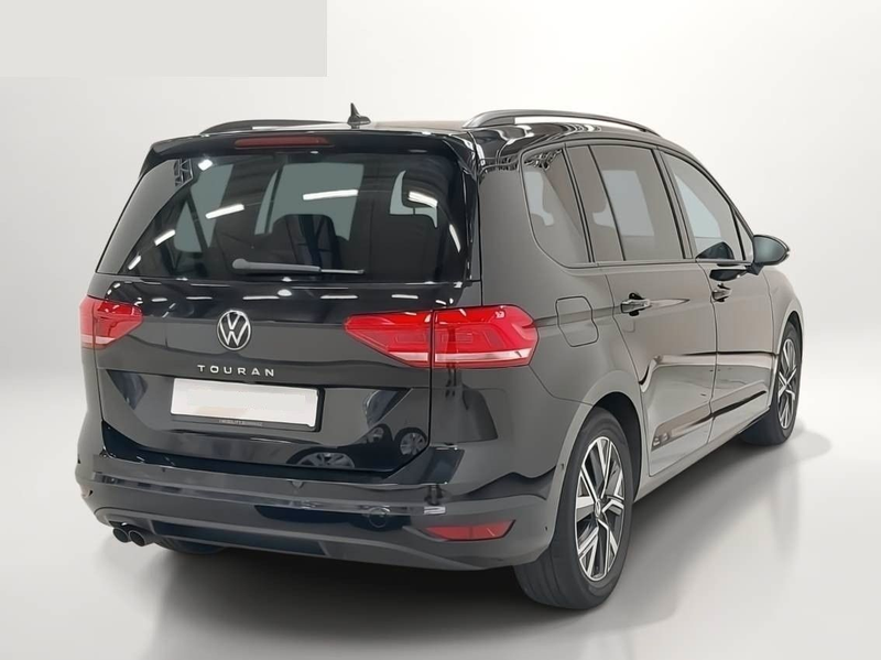 Volkswagen Touran Comfortline AHK ACC STHZ RFK DYN QI EzOp. — photo 3