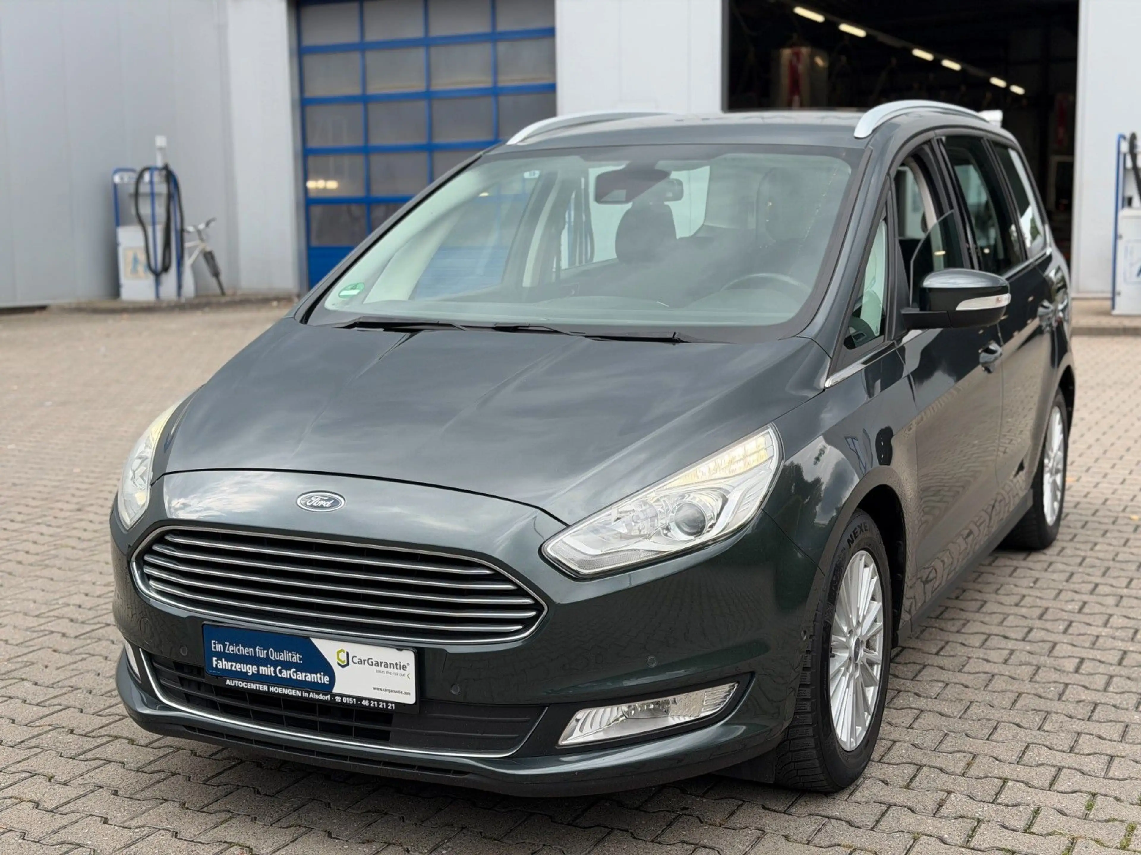 Ford Galaxy Titanium Garantie*7 Sitzer*KeyL*Navi*PDC — photo 6