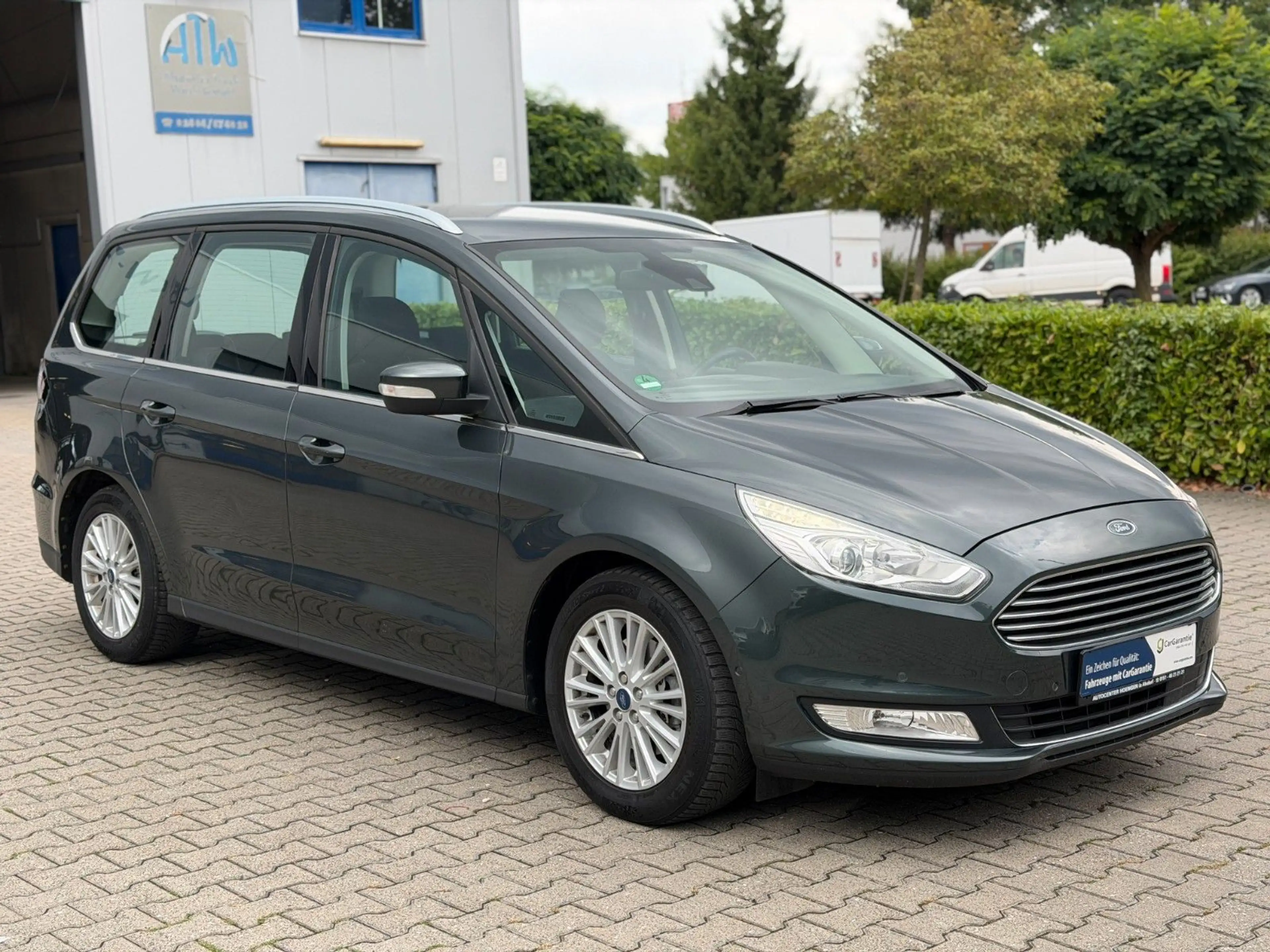 Ford Galaxy Titanium Garantie*7 Sitzer*KeyL*Navi*PDC